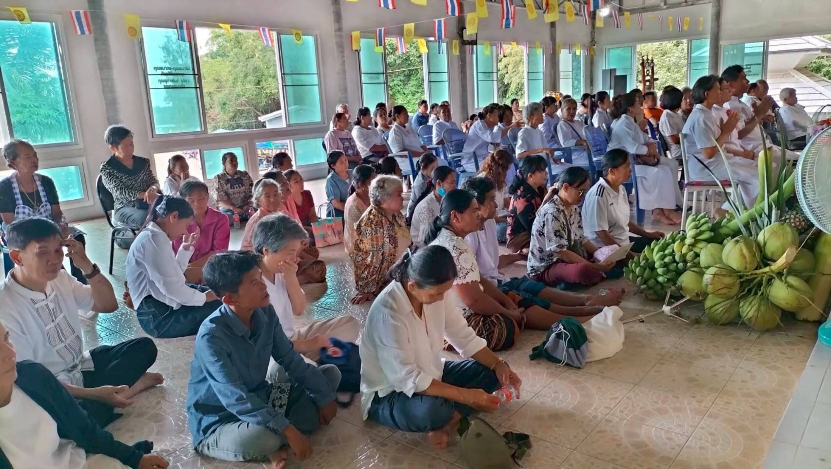 ภาพร่วมพิธีกรรมสำนักสงฆ์ถ้ำพระประทุน