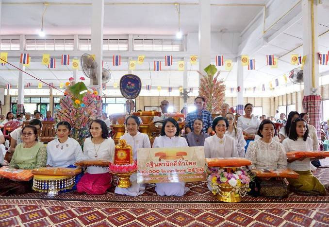 ภาพร่วมพิธีกรรมวัดประจิม