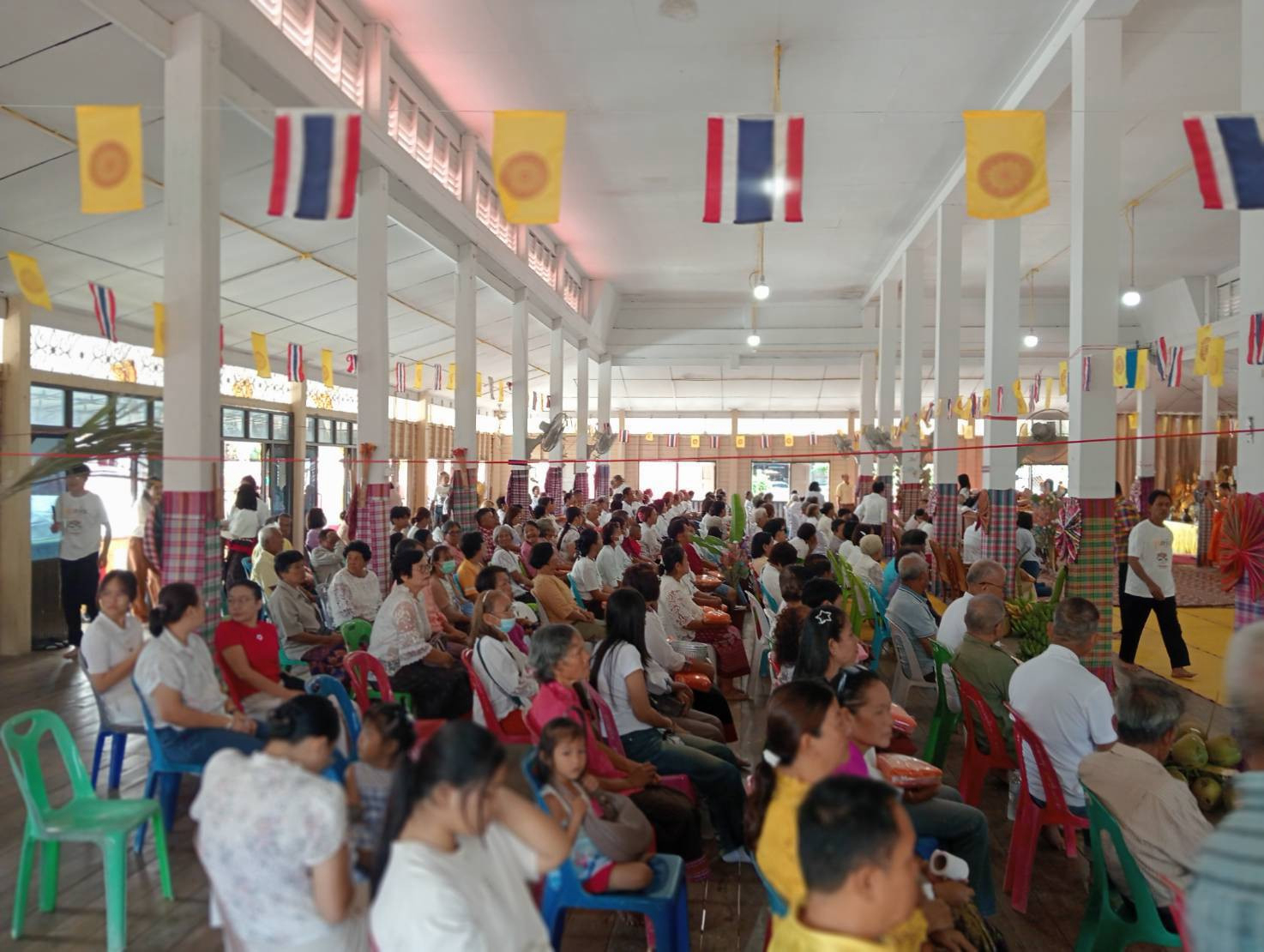 ภาพร่วมพิธีกรรมวัดประจิม