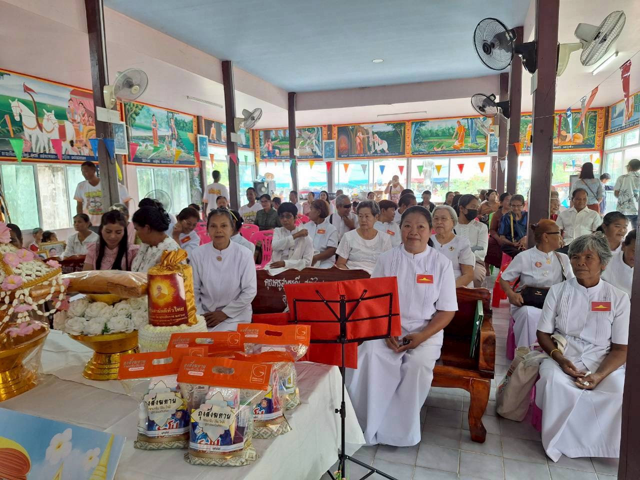 ภาพร่วมพิธีกรรมวัดหนองขุนพรม