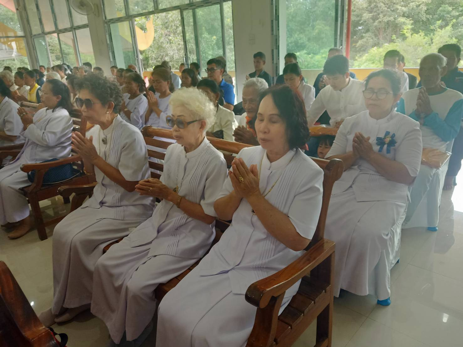 ภาพร่วมพิธีกรรมวัดสะเดารัตนาราม