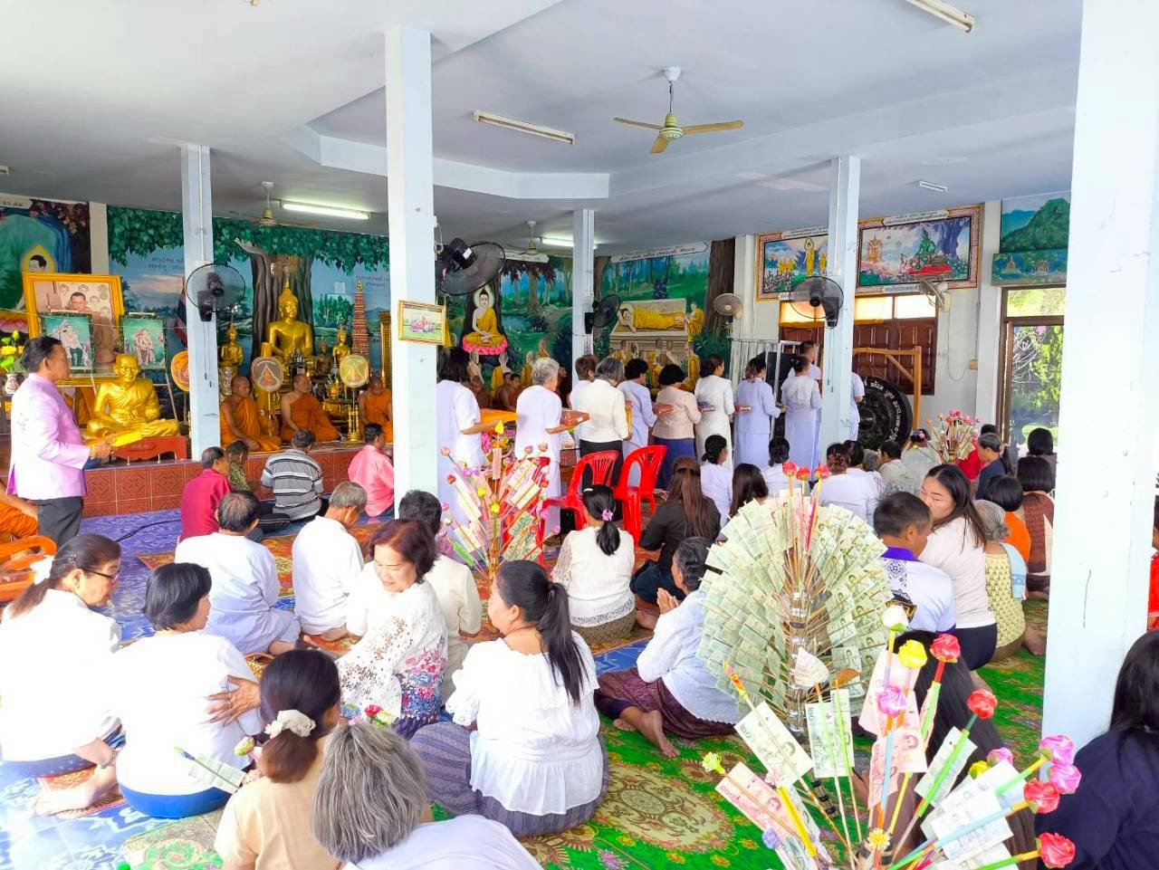 ภาพร่วมพิธีกรรมวัดป่าธรรมวิเวก