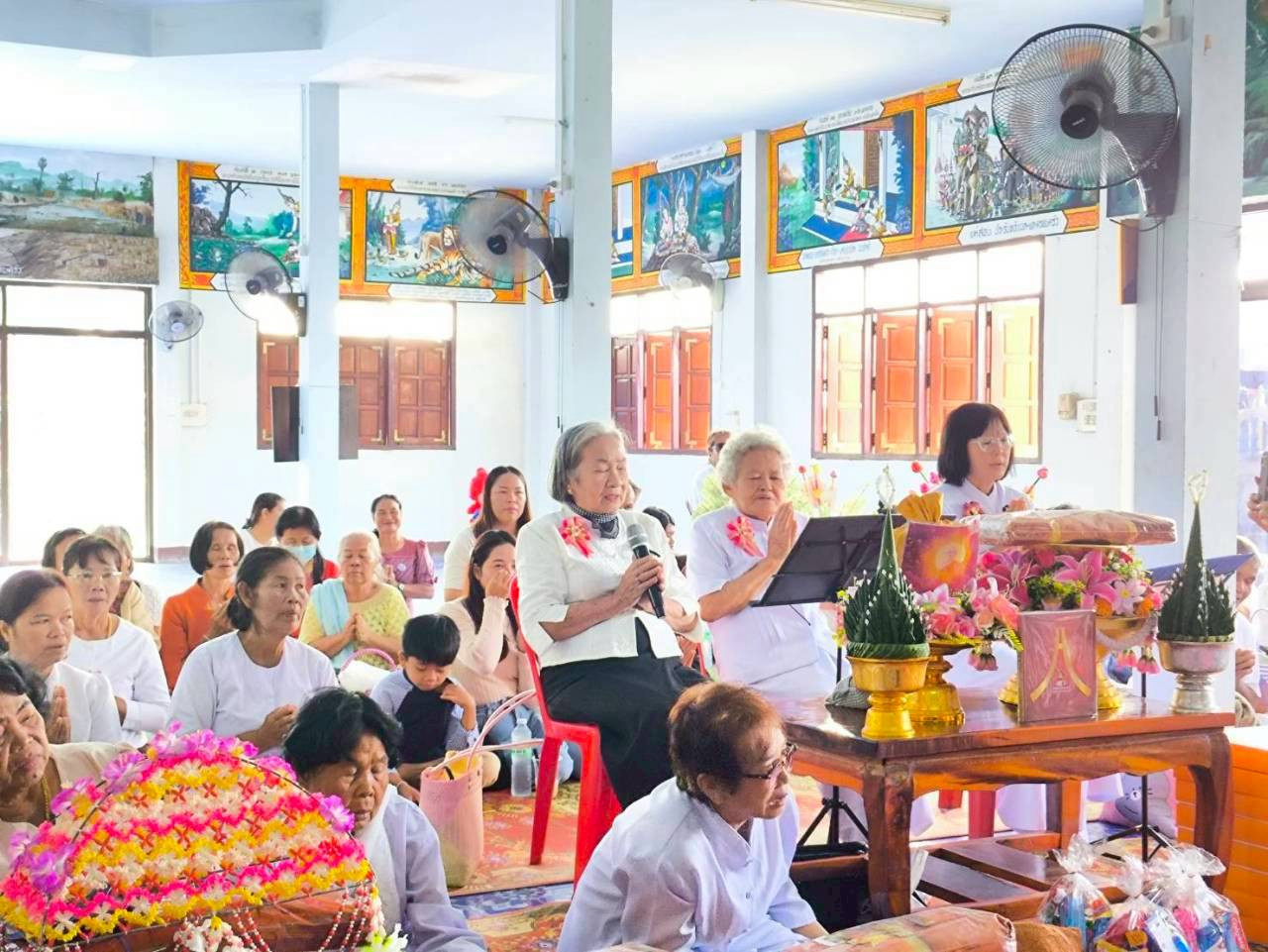 ภาพร่วมพิธีกรรมวัดป่าธรรมวิเวก