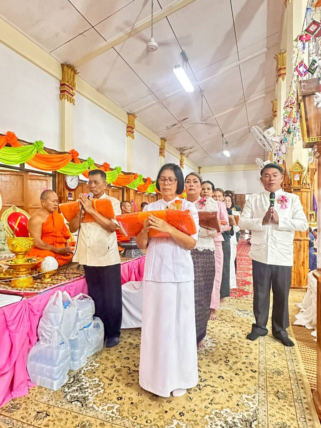 ภาพร่วมพิธีกรรมวัดเกาะแก้ววนาราม