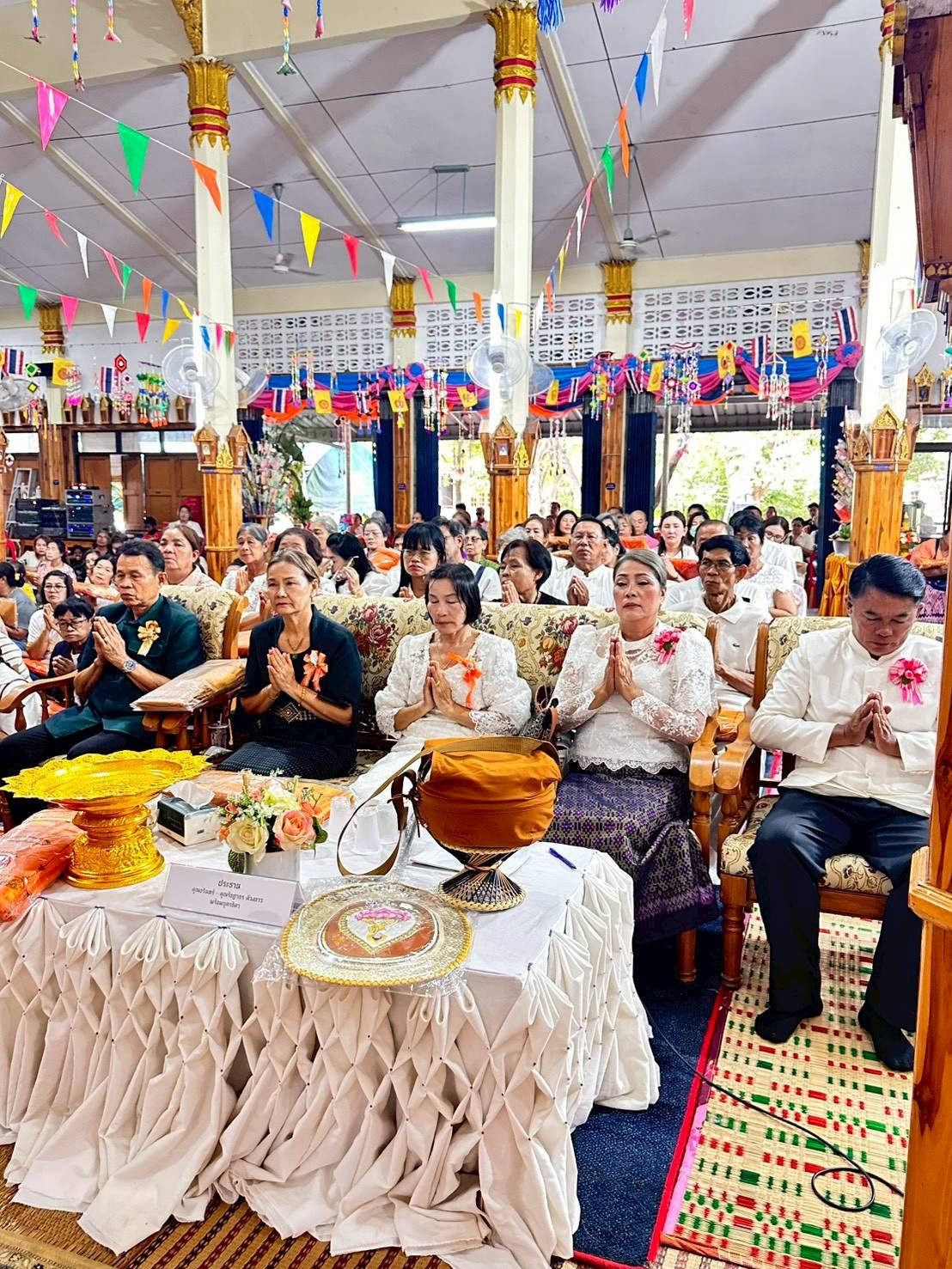 ภาพร่วมพิธีกรรมวัดเกาะแก้ววนาราม