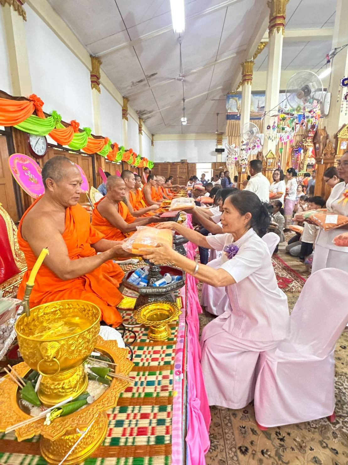 ภาพร่วมพิธีกรรมวัดเกาะแก้ววนาราม