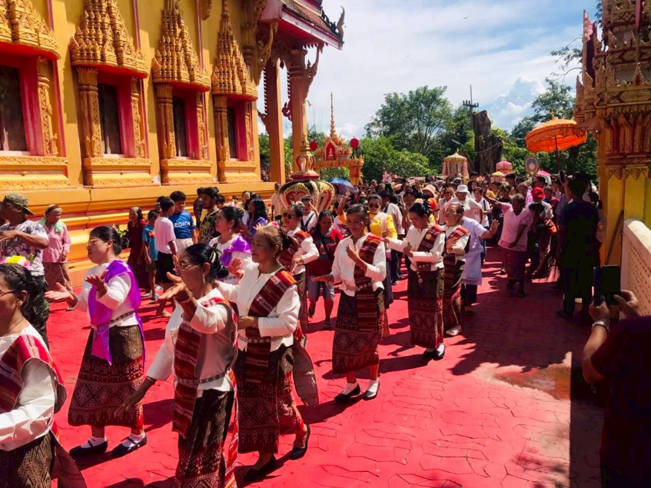 ภาพร่วมพิธีกรรมวัดทุ่งวิจิตร