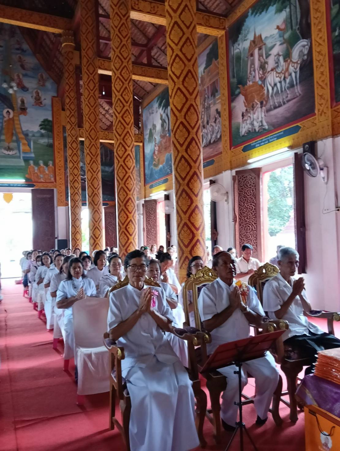 ภาพร่วมพิธีกรรมวัดหนองอาบช้าง