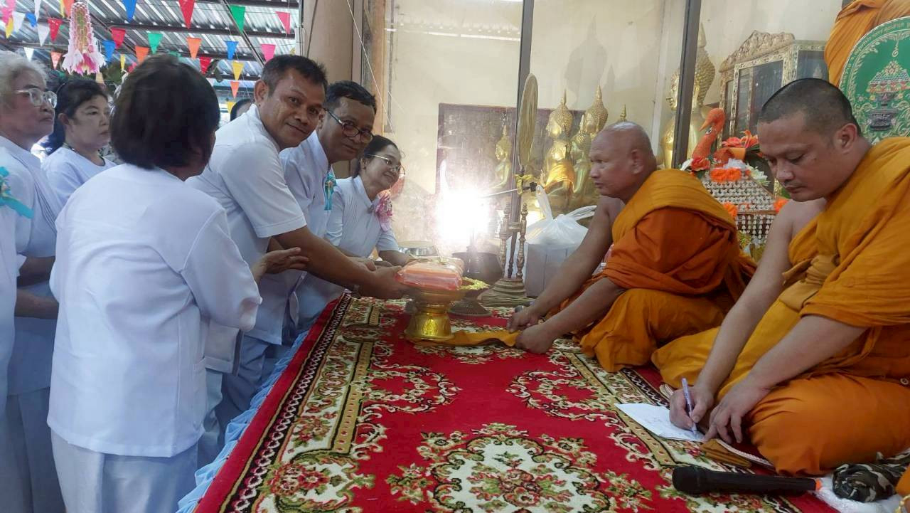 ภาพร่วมพิธีกรรมวัดหนองแหน