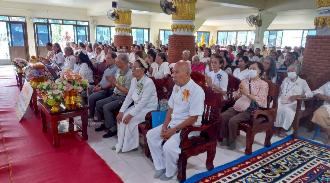 ภาพร่วมพิธีกรรมวัดนารีประดิษฐ์