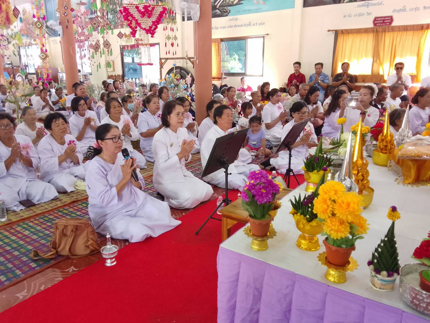 ภาพกล่าวคำถวายกฐินวัดชัยชนะหนองน้อย