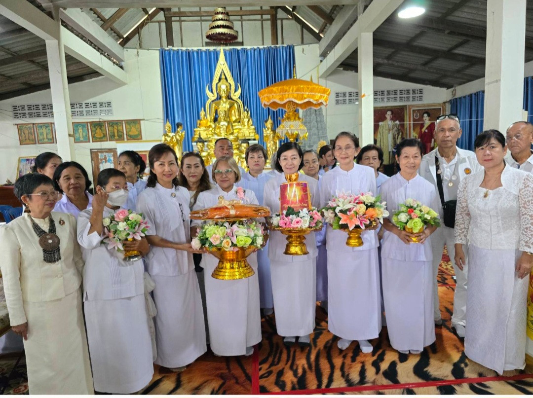 ภาพร่วมพิธีกรรมวัดศรีมงคล