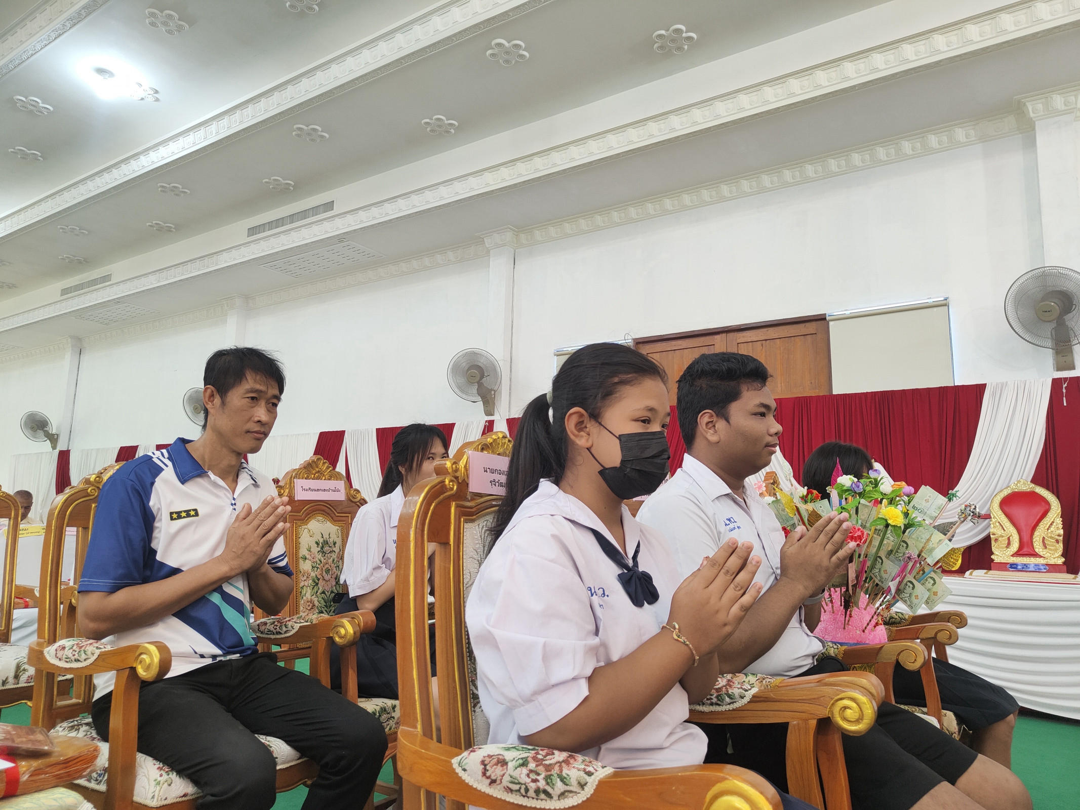 ภาพร่วมพิธีกรรมวัดหนองโพ