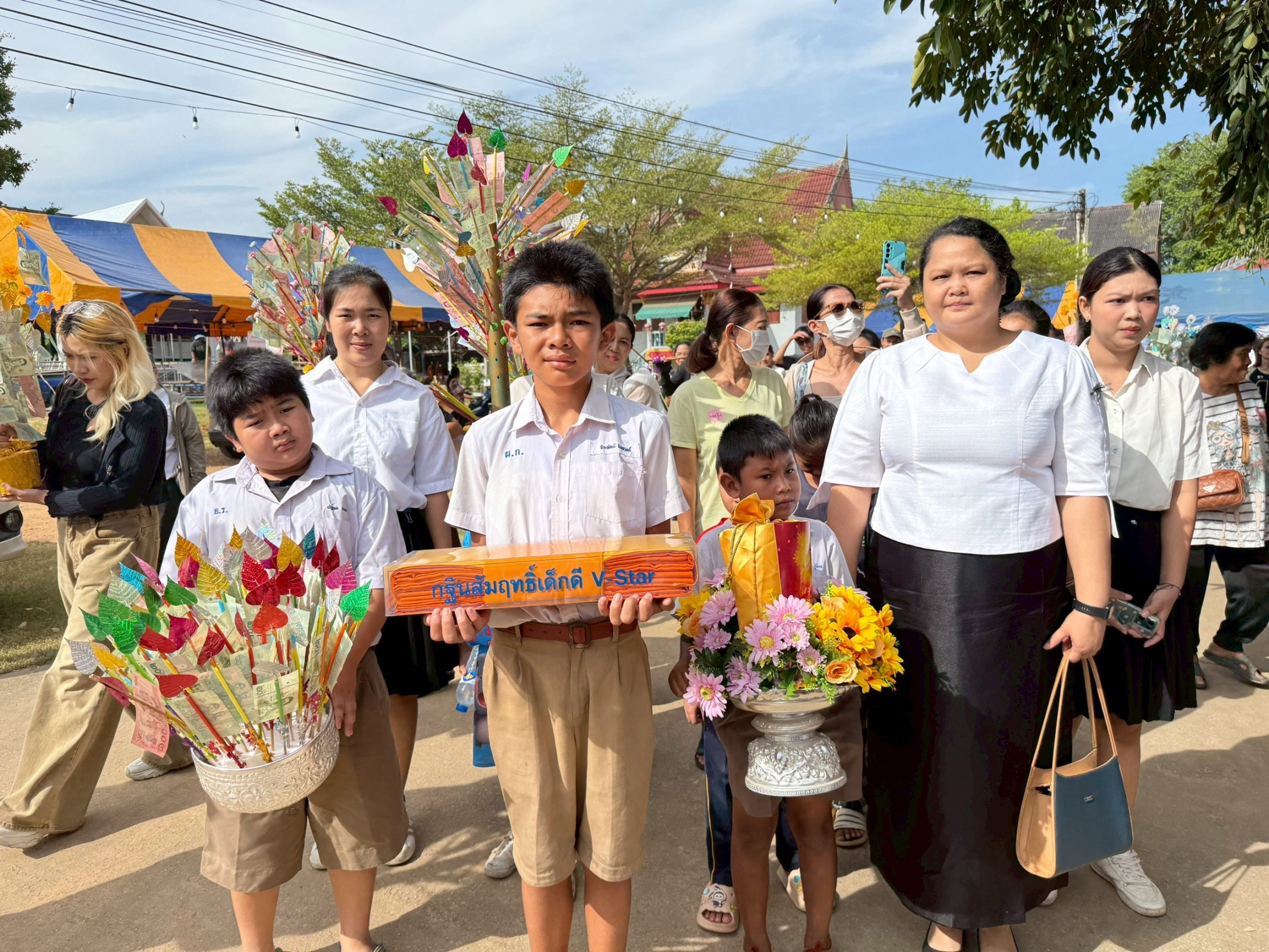 ภาพร่วมขบวนกฐินวัดอรัญญิการาม