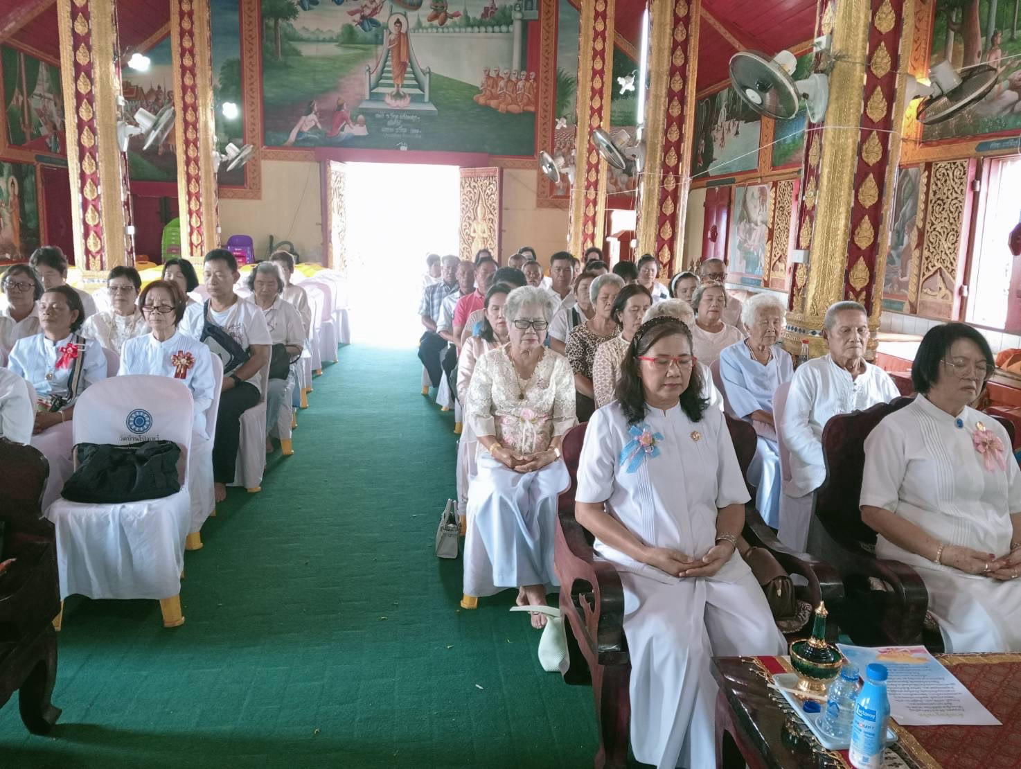 ภาพร่วมพิธีกรรมวัดบ้านโป่งเทวี(บ้านโป่ง)