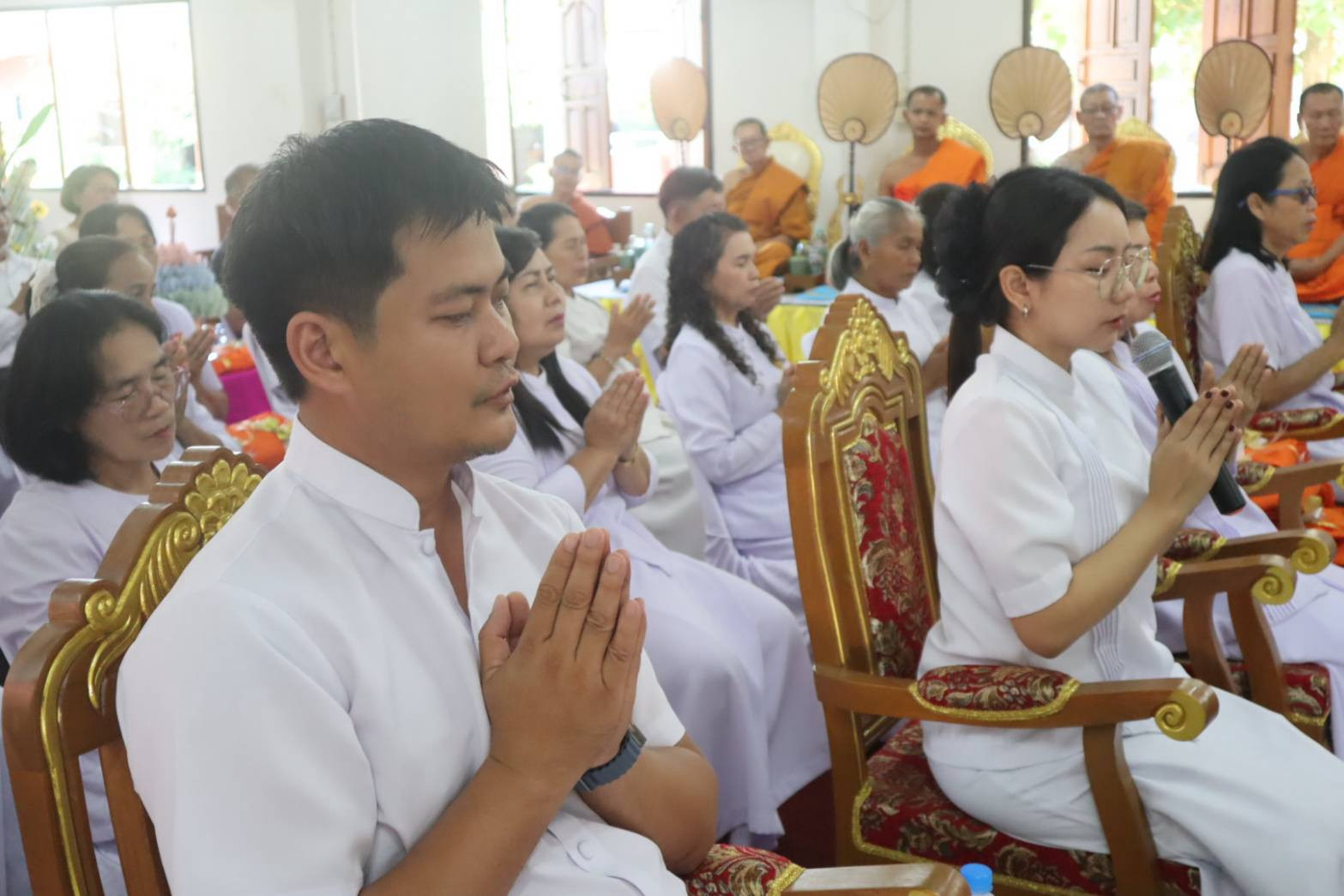 ภาพร่วมพิธีกรรมวัดใหม่กลาง