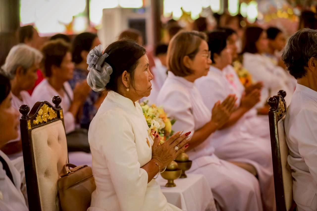 ภาพร่วมพิธีกรรมวัดราชคีรีหิรัญยาราม