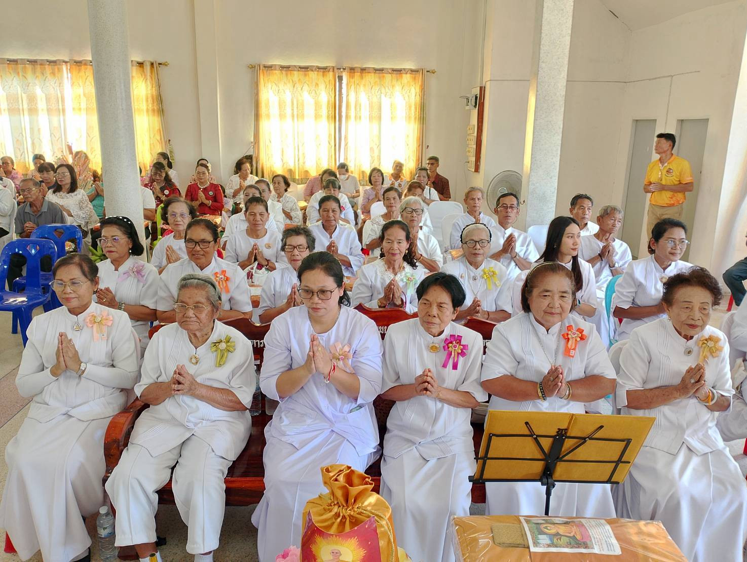 ภาพร่วมพิธีกรรมวัดดอนไผ่