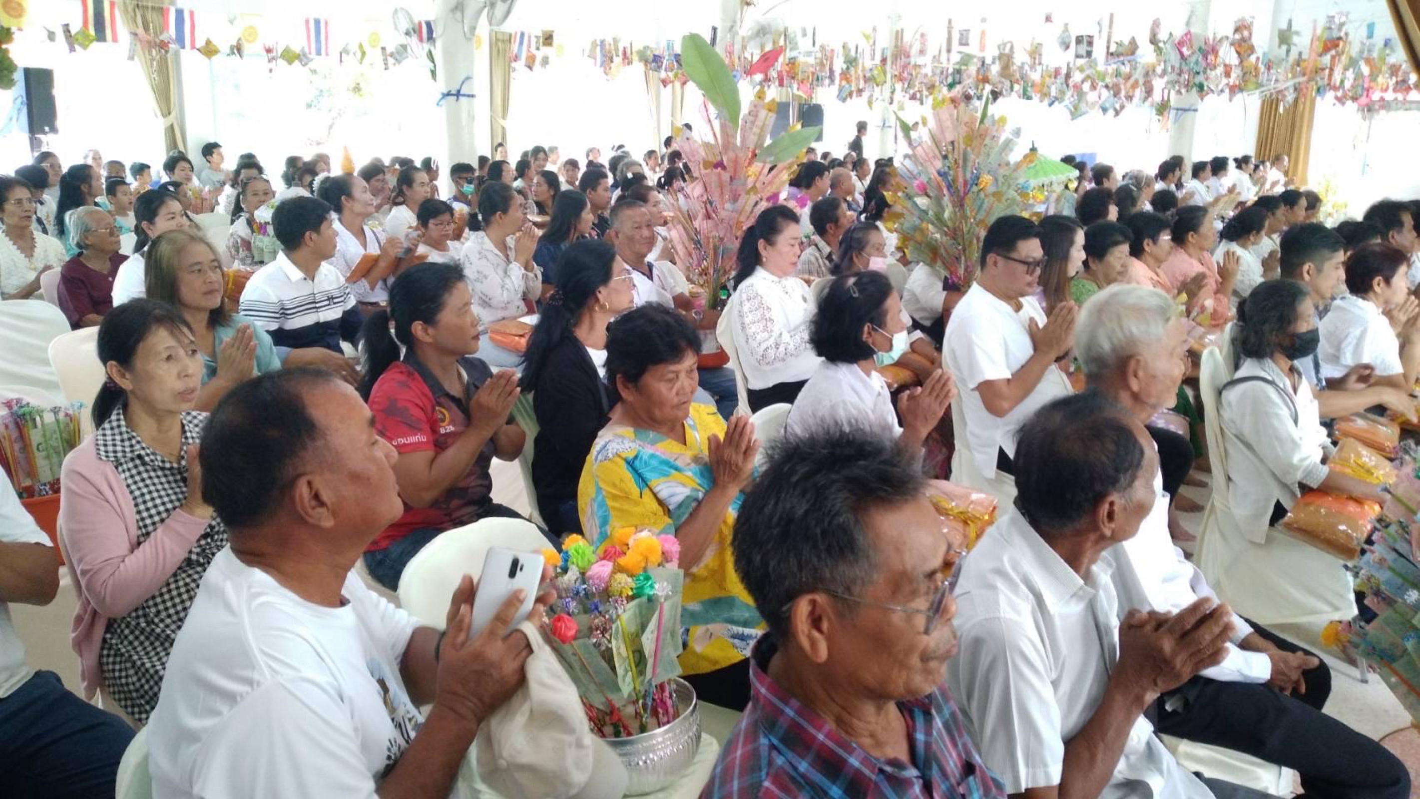 ภาพร่วมพิธีกรรมวัดทุ่งกระโดน