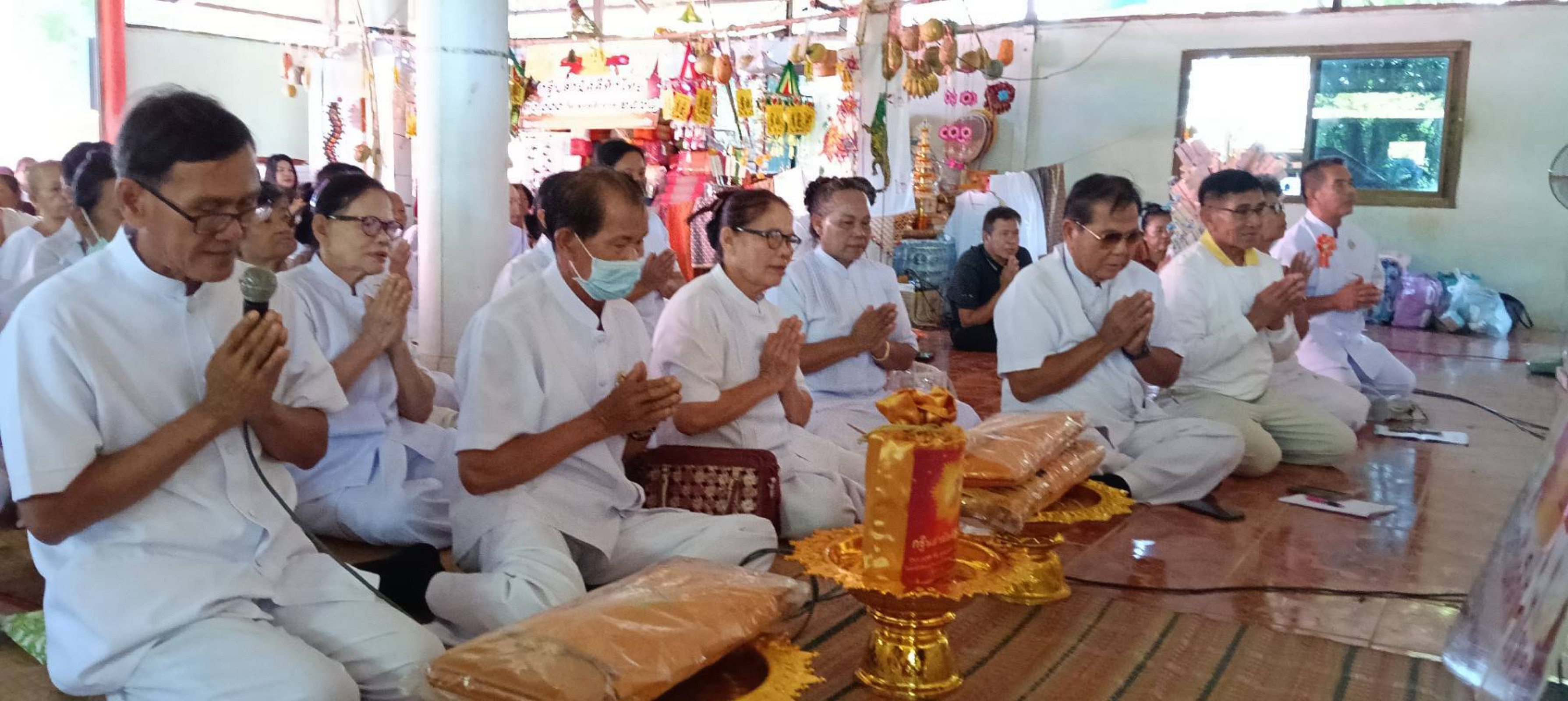 ภาพร่วมพิธีกรรมวัดป่าโนนเมืองน้อย