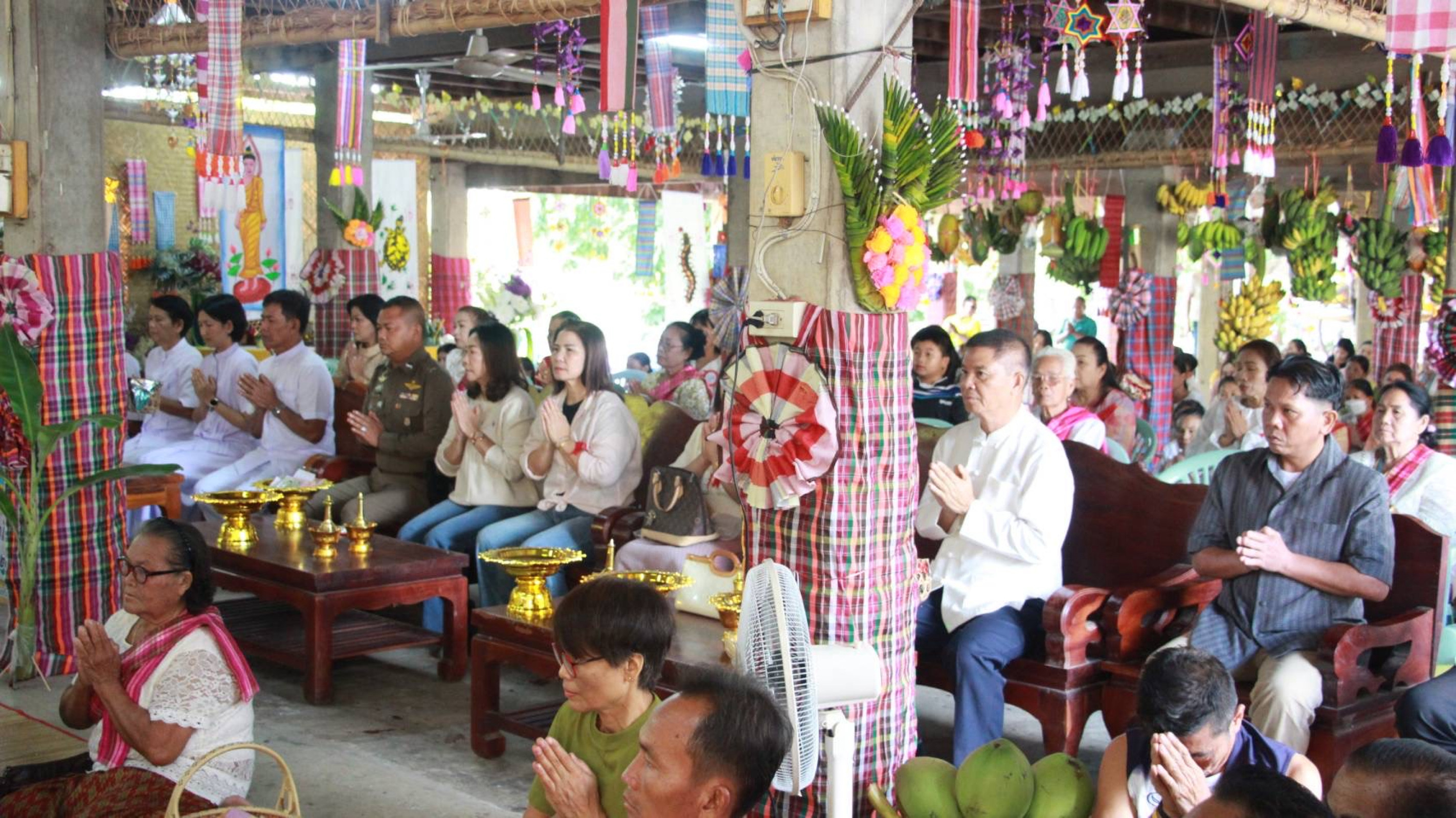 ภาพร่วมพิธีกรรมวัดเสมอภาพ