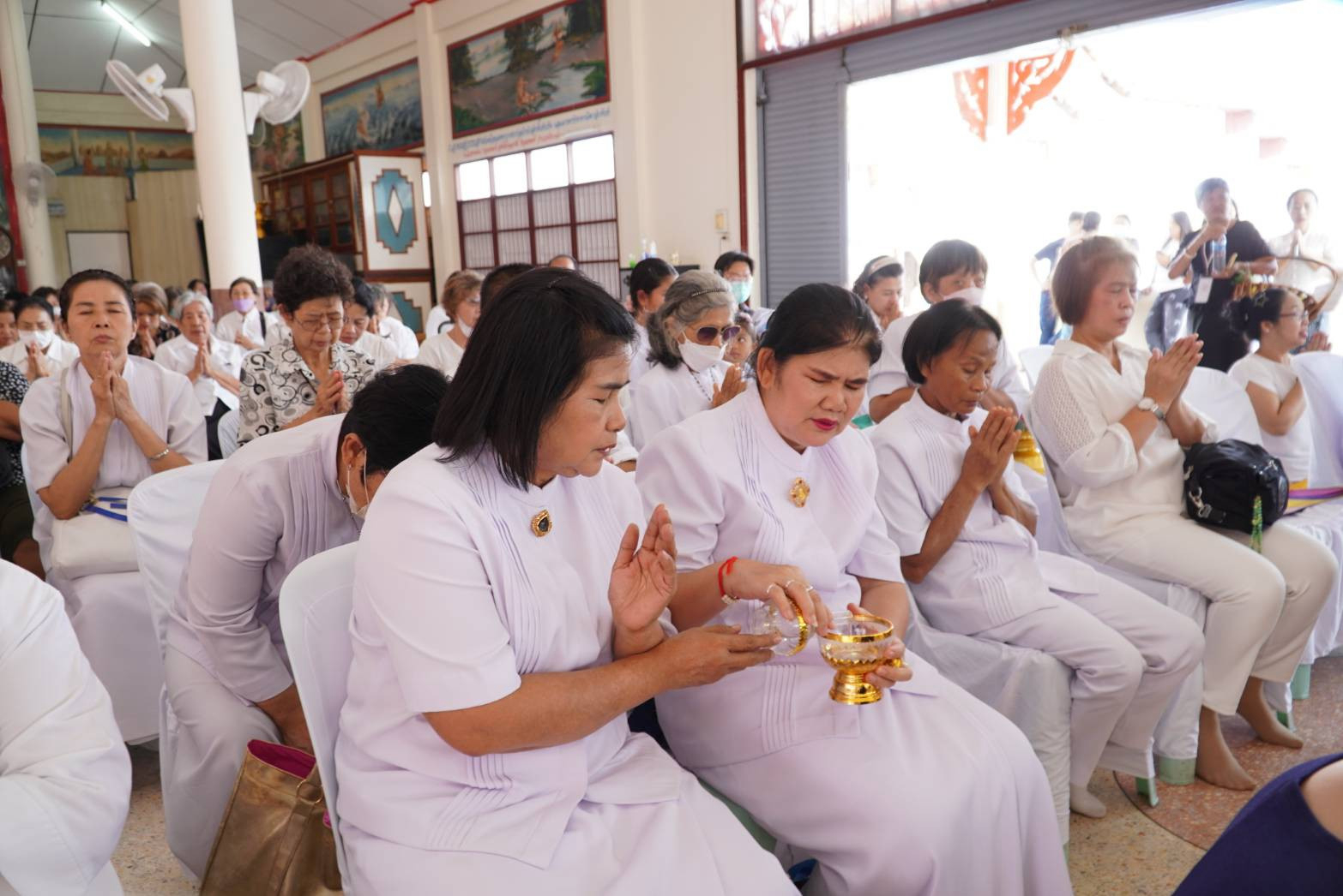 ภาพร่วมพิธีกรรมวัดบางเสาธง