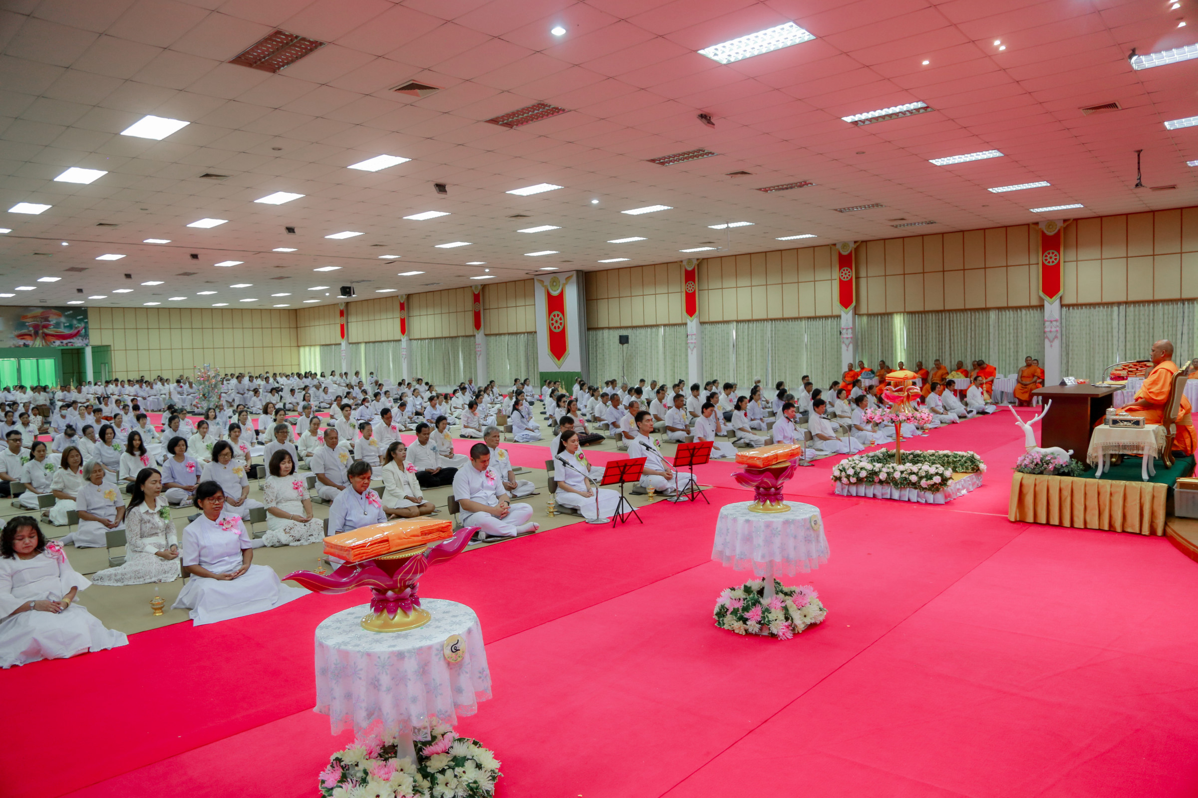 ภาพกล่าวคำถวายกฐินศูนย์ปฏิบัติธรรมกัลยาณมิตรพิจิตร