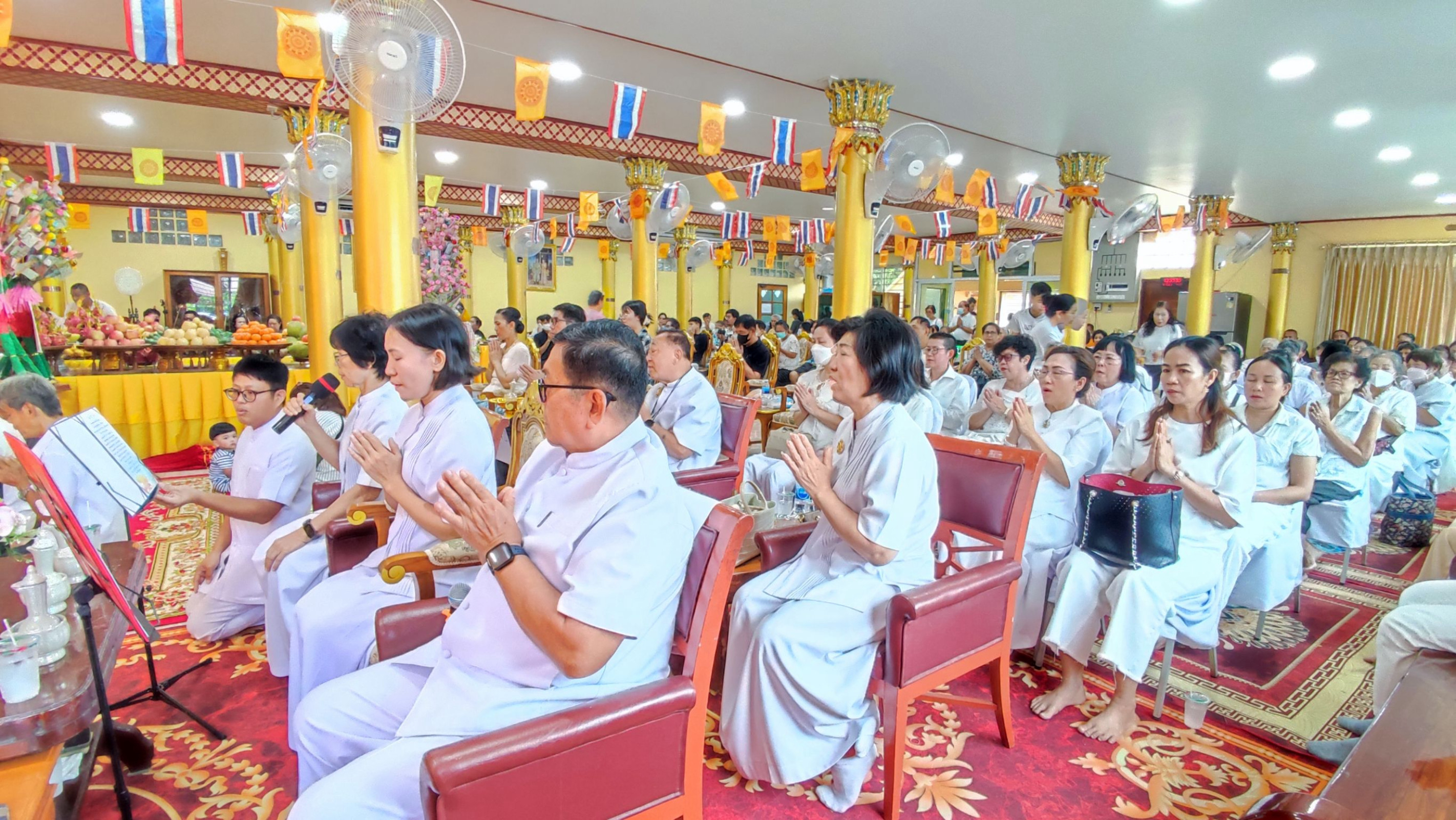 ภาพร่วมพิธีกรรมวัดสีหไกรสร