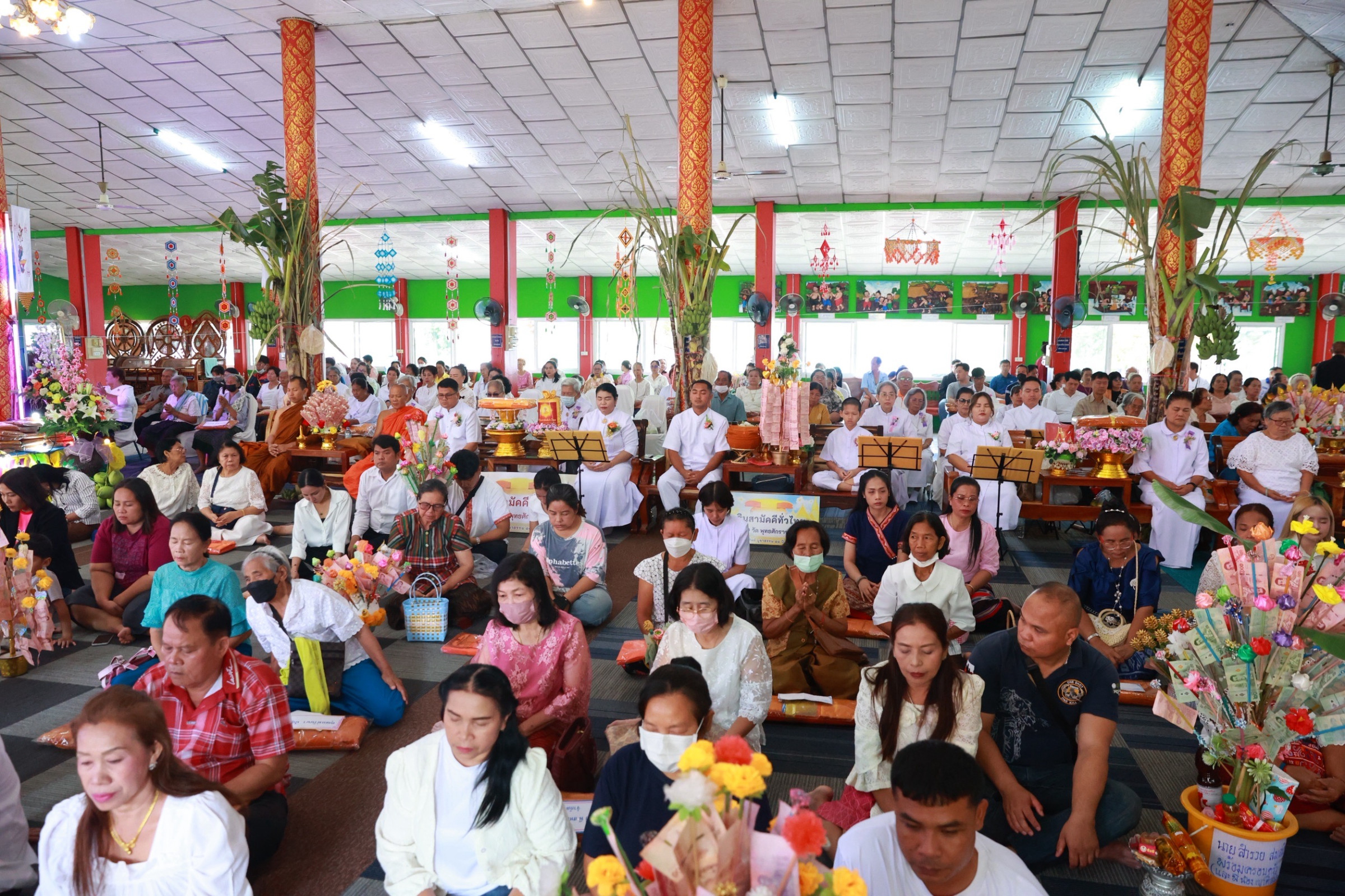 ภาพร่วมพิธีกรรมวัดโนนทอง