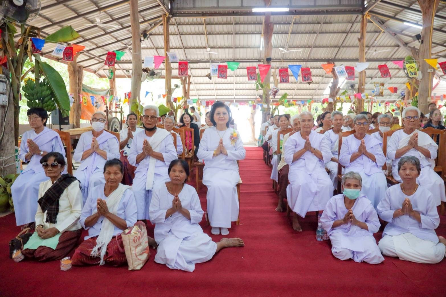 ภาพร่วมพิธีกรรมวัดมะขาม