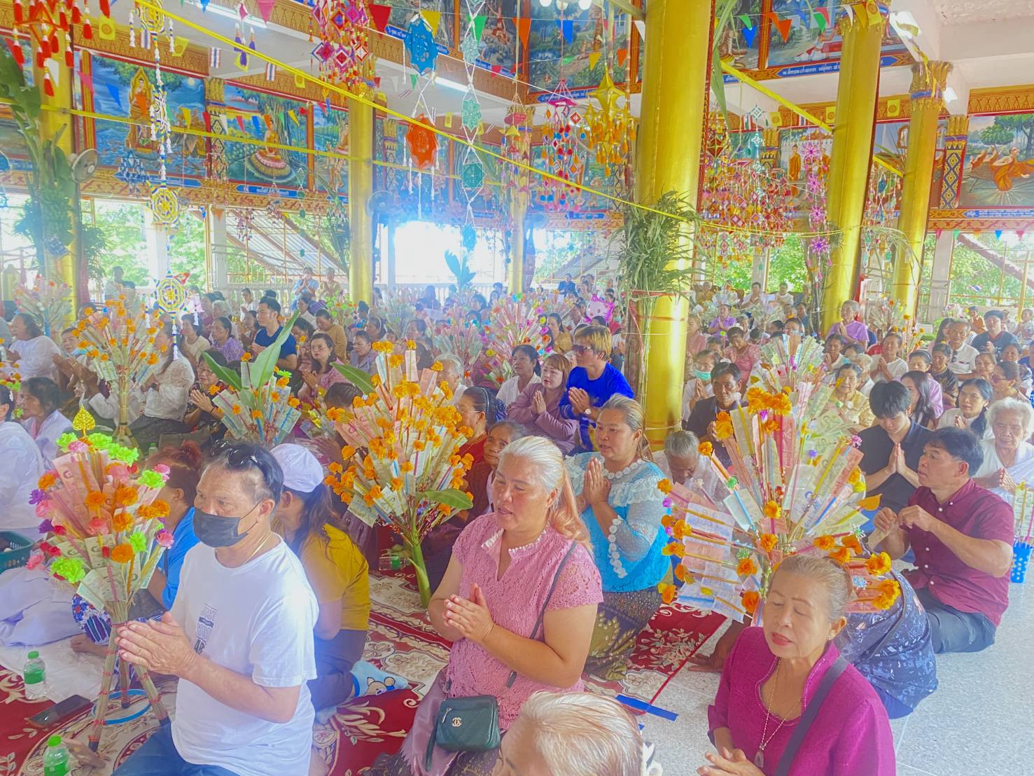 ภาพร่วมพิธีกรรมวัดสุริยาราม