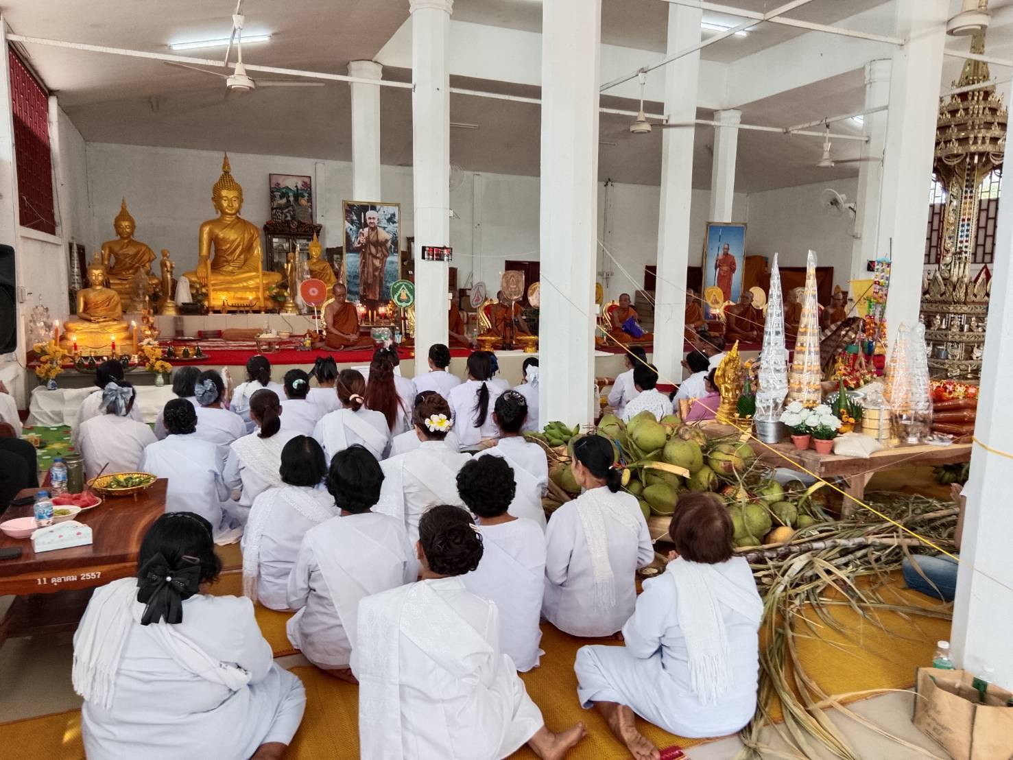 ภาพร่วมพิธีกรรมวัดลำดวน