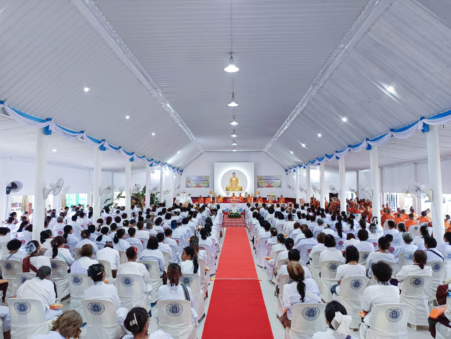 ภาพร่วมพิธีกรรมธุดงคสถานห้วยเม็ก