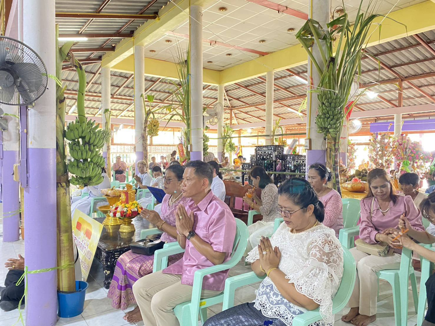 ภาพร่วมพิธีกรรมวัดใหม่เจริญสุข