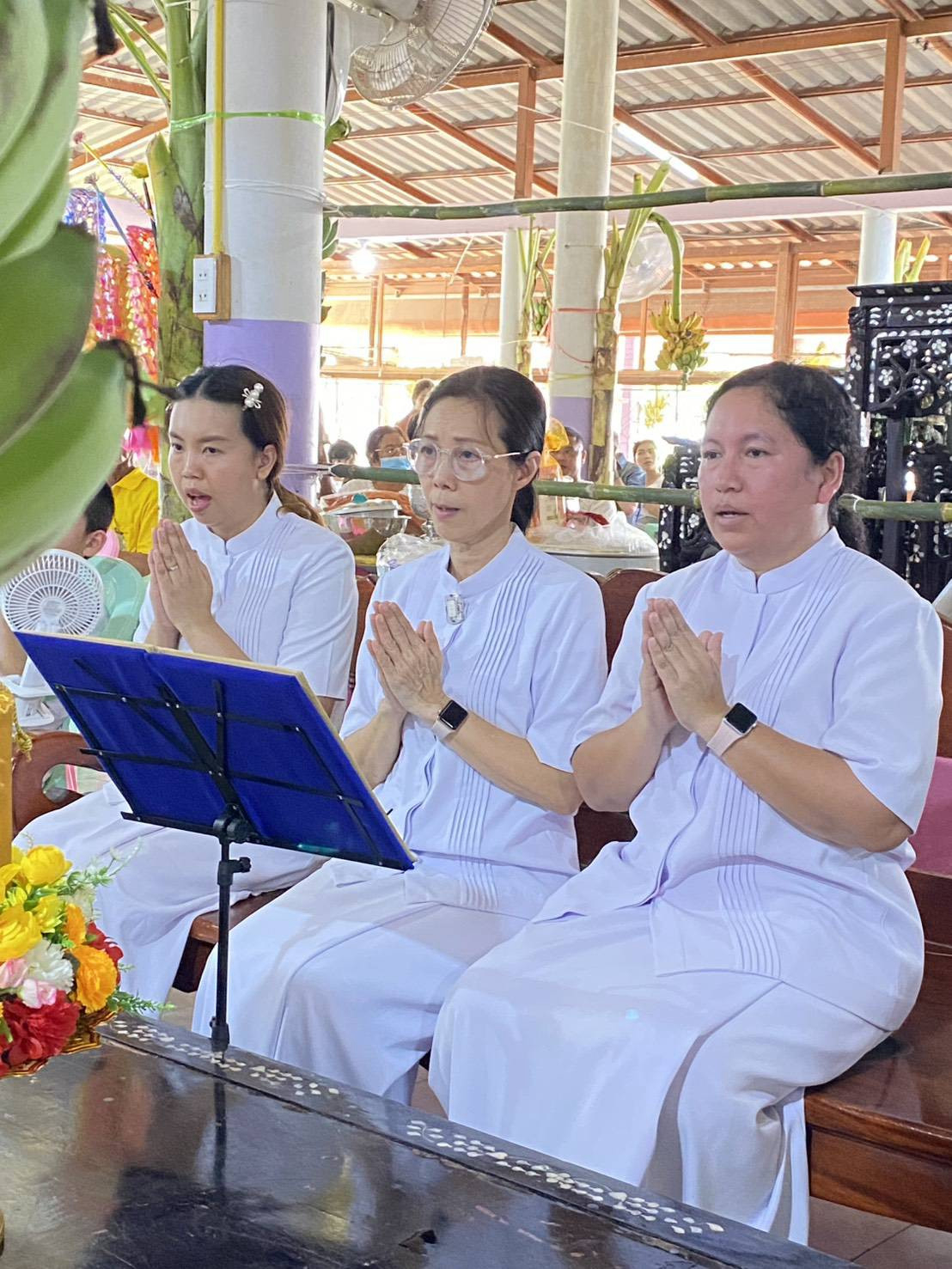 ภาพร่วมพิธีกรรมวัดใหม่เจริญสุข