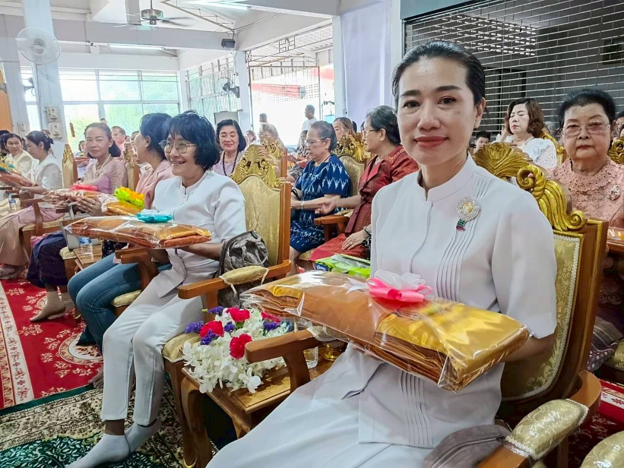 ภาพร่วมพิธีกรรมวัดเขาพุทธโคดม