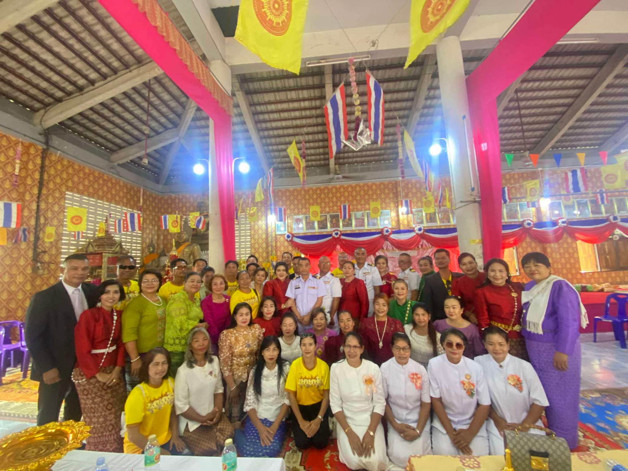 ภาพร่วมพิธีกรรมวัดโคกสว่าง