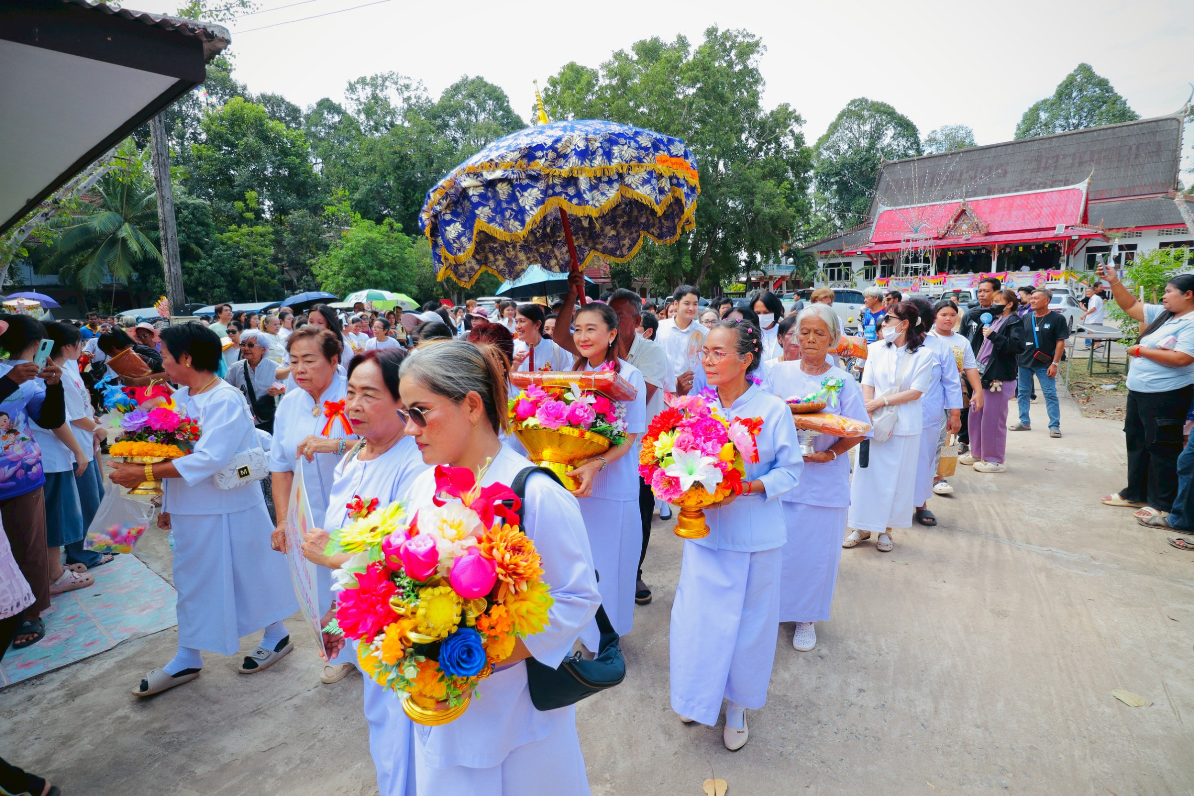 ภาพร่วมพิธีกรรมวัดโพธิญาณ(เกาะเค็ด)