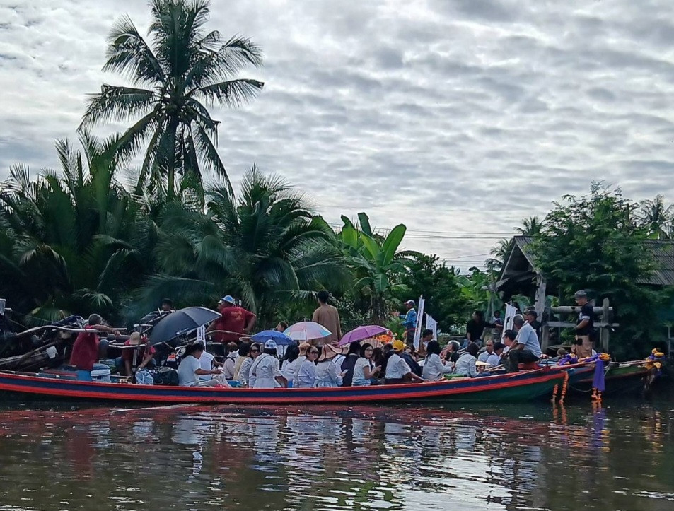 ภาพร่วมพิธีกรรมวัดธาราวดี