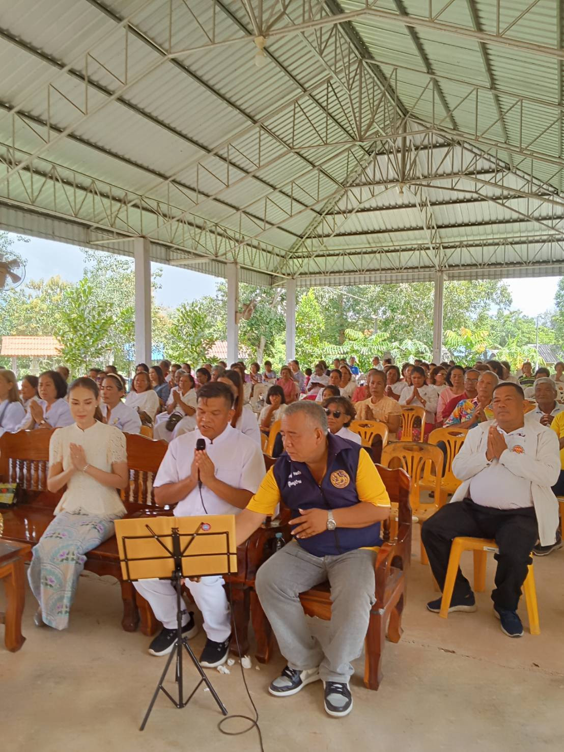 ภาพร่วมพิธีกรรมสำนักสงฆ์บ้านบางควาย