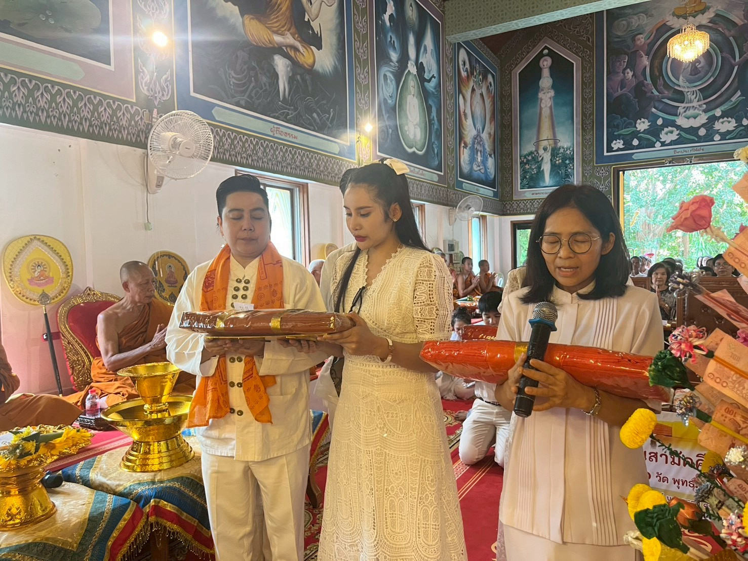 ภาพกล่าวคำถวายกฐินวัดถ้ำเมืองออน