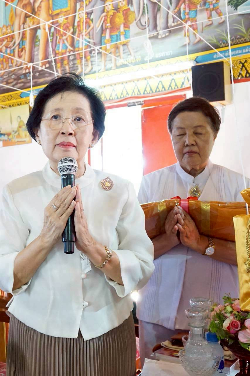 ภาพกล่าวคำถวายกฐินวัดอุดมชัยราษฎร์