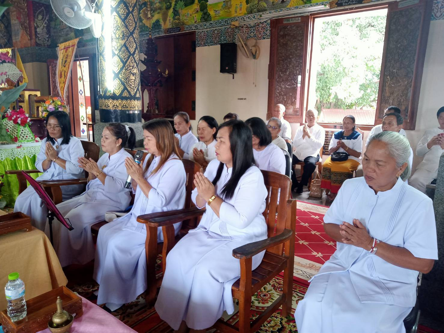 ภาพร่วมพิธีกรรมวัดไผ่ล้อม