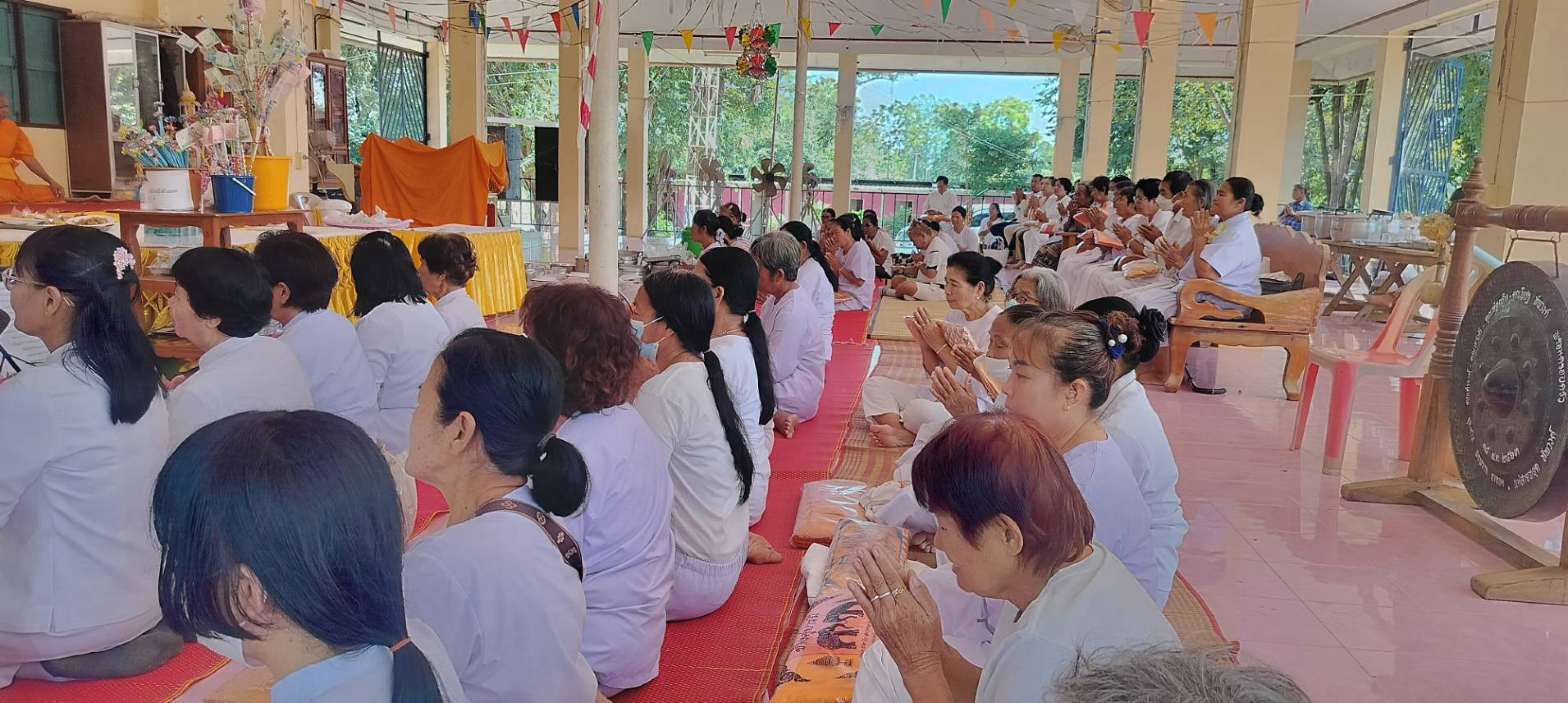ภาพร่วมพิธีกรรมสำนักสงฆ์สำนักปฏิบัติธรรมบึงสว่างอารมณ์