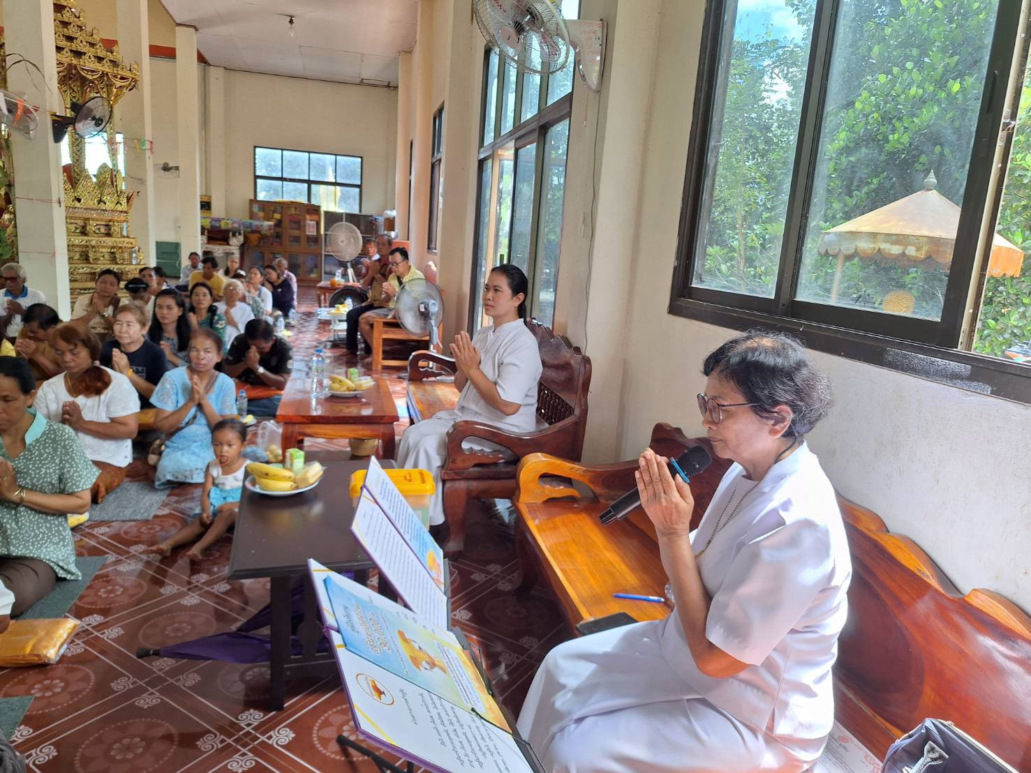 ภาพกล่าวคำถวายกฐินวัดสระสี่เหลี่ยม