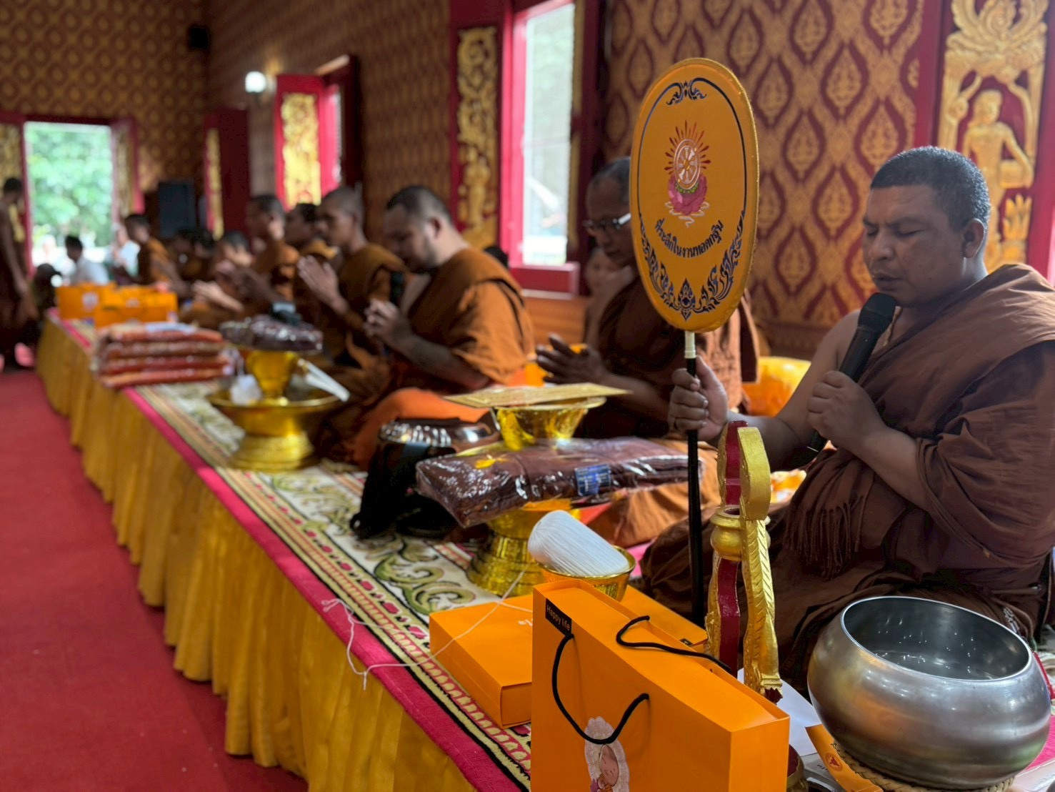 ภาพร่วมพิธีกรรมวัดป่าโคกสะอาด (กะปุ๊ก)