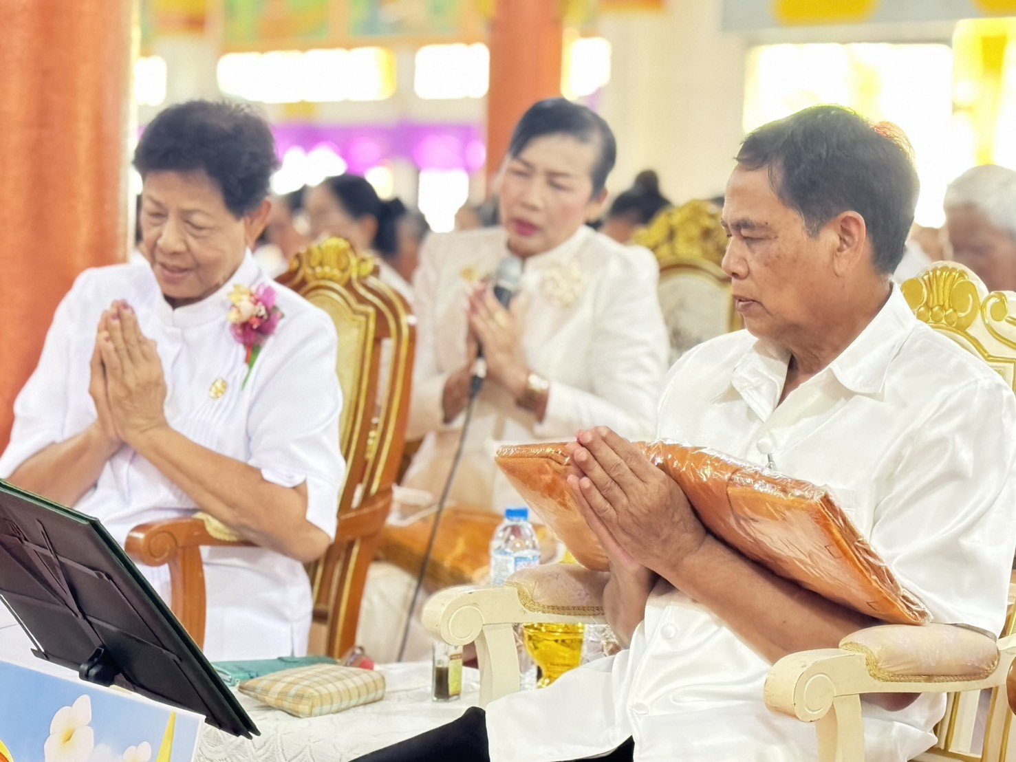 ภาพร่วมพิธีกรรมวัดโคกไม้แดง