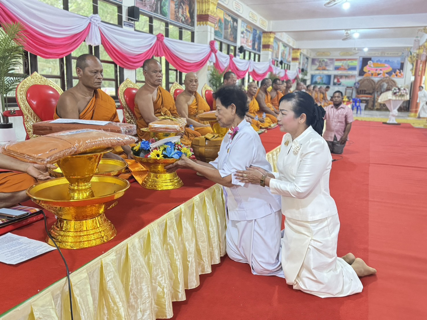 ภาพร่วมพิธีกรรมวัดโคกไม้แดง