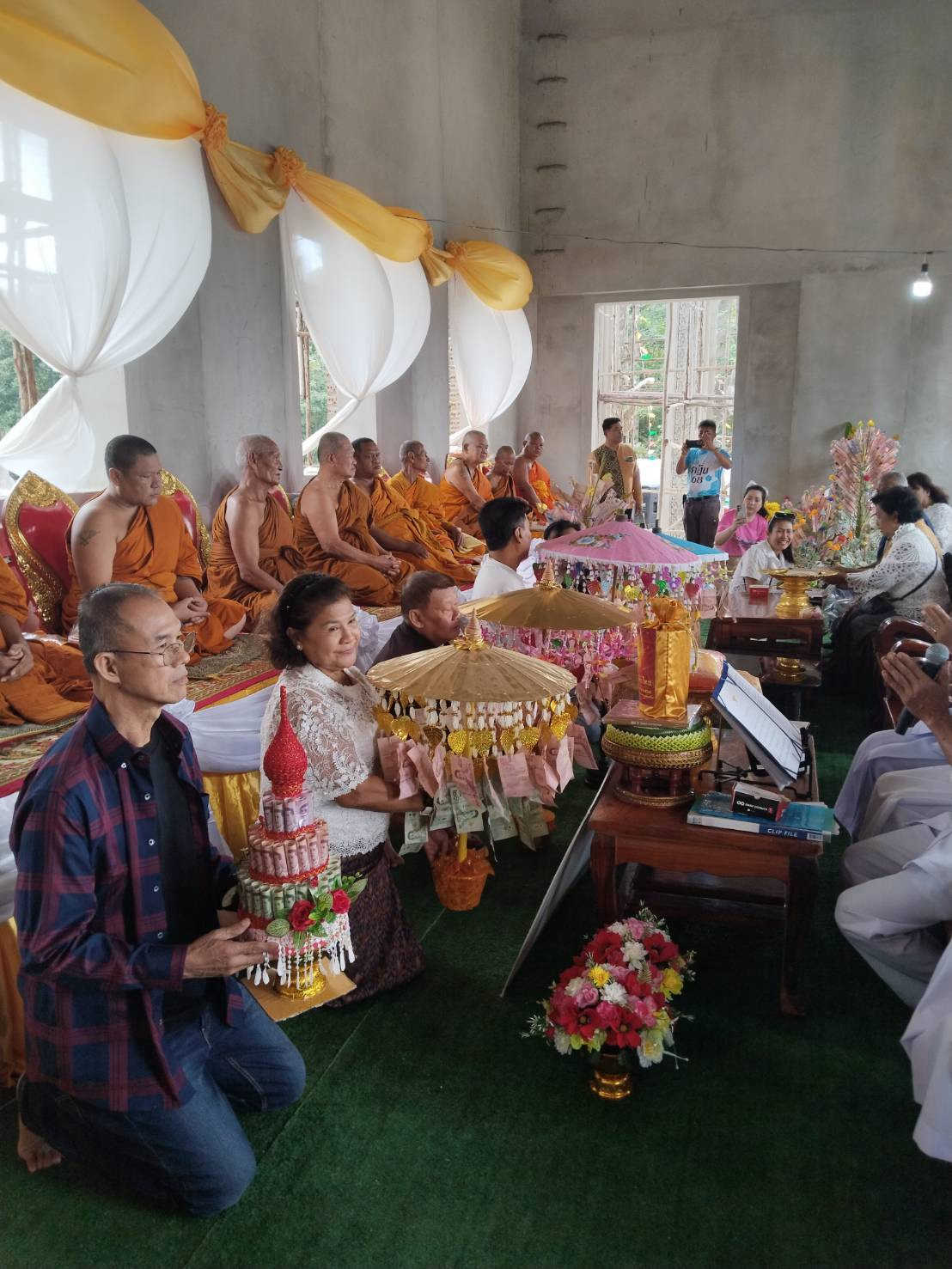 ภาพร่วมพิธีกรรมวัดซับคะนิง