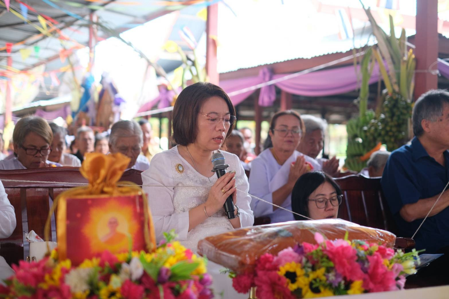 ภาพกล่าวคำถวายกฐินวัดหนองหงส์